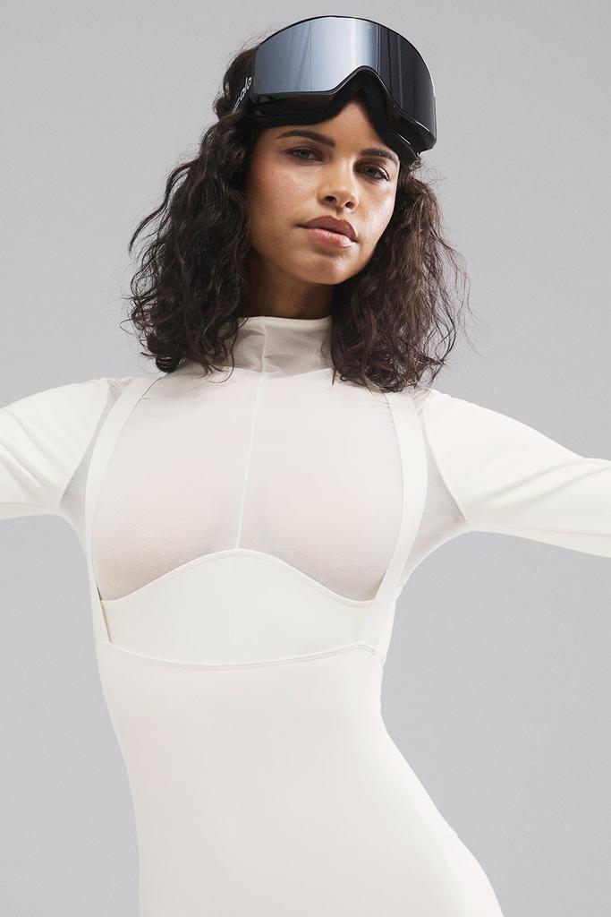 e7057094-3741-3545-a27c-