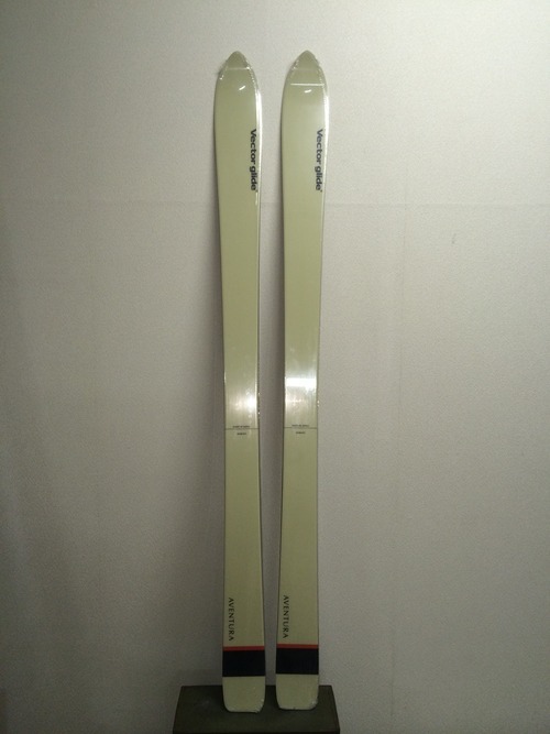 VECTOR GLIDE AVENTURA – @flhq on Tumblr