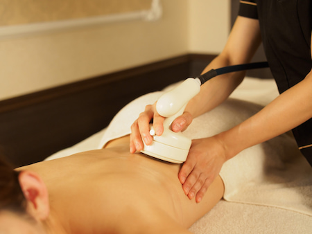 セルライト除去の業務用マシンと家庭用マシンの違いは？サロンで受ける