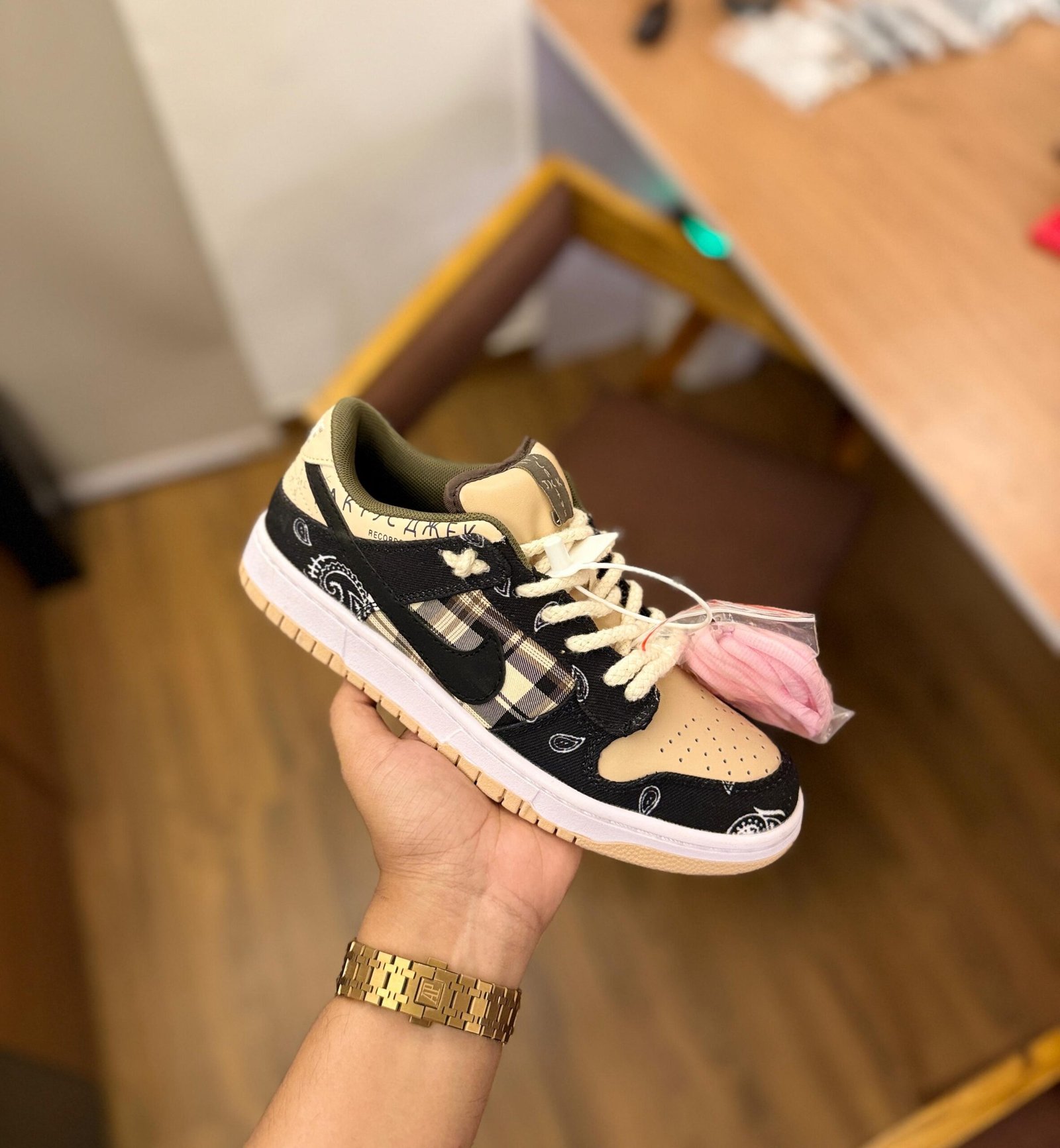 SB Dunk Travis Scott Street Shoes | 7AShoes First Copy