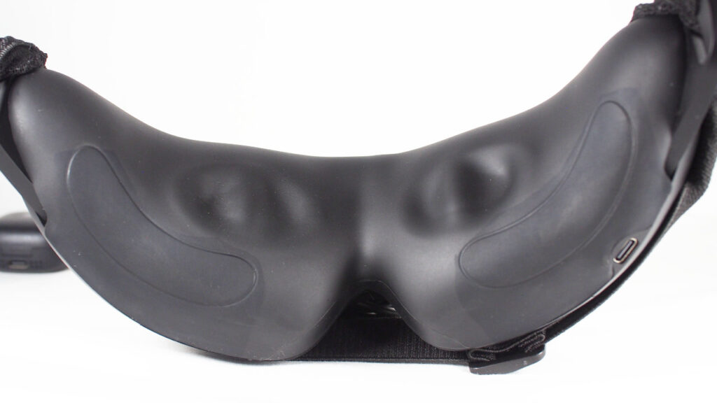 NIPLUX EMS EYE RELAXをレビュー：EMS・加圧・温熱の全部入りアイ