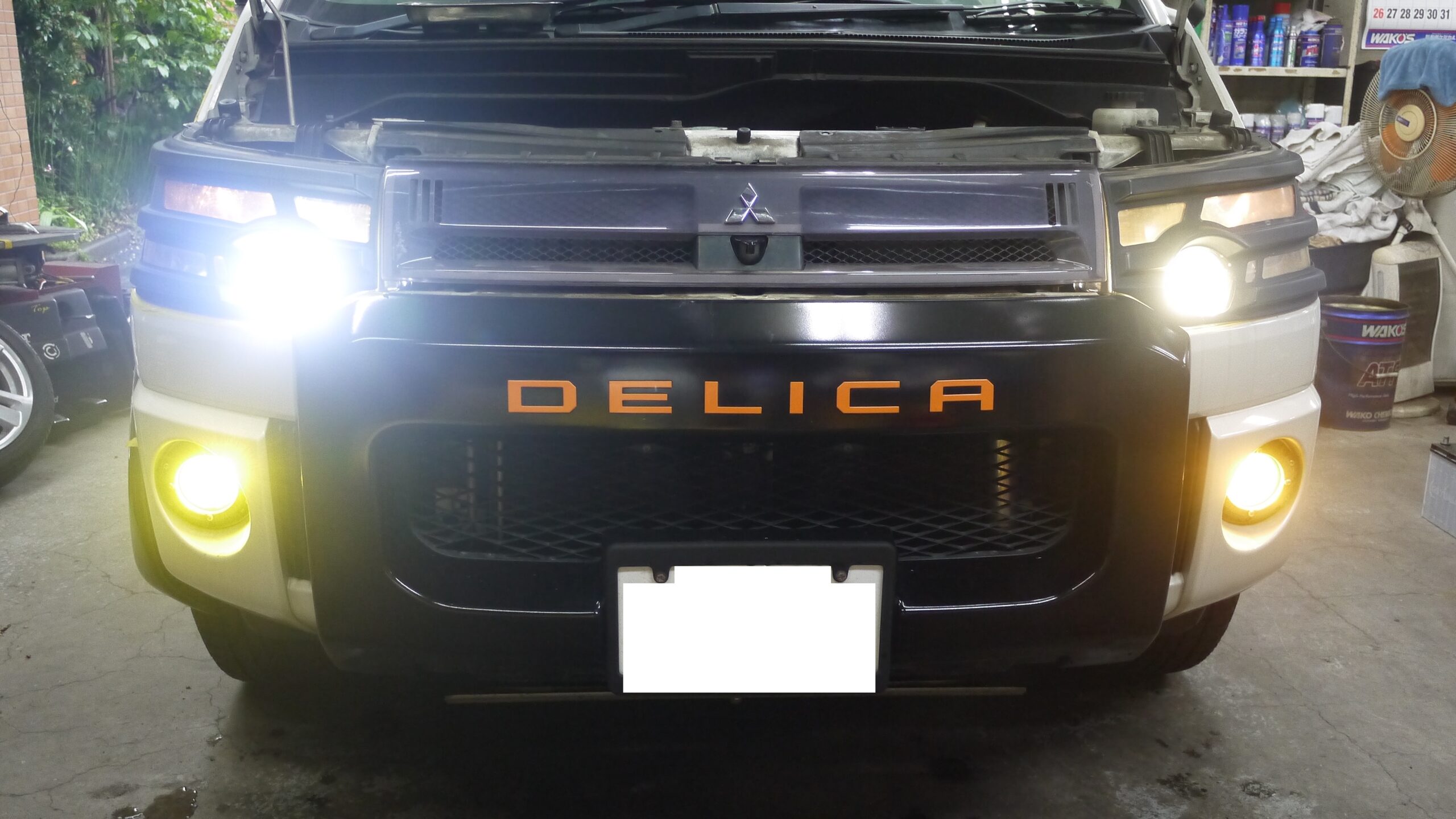 デリカD5・純正HIDヘッドライト⇒LED化交換 | 立川 八王子 ダイハツ