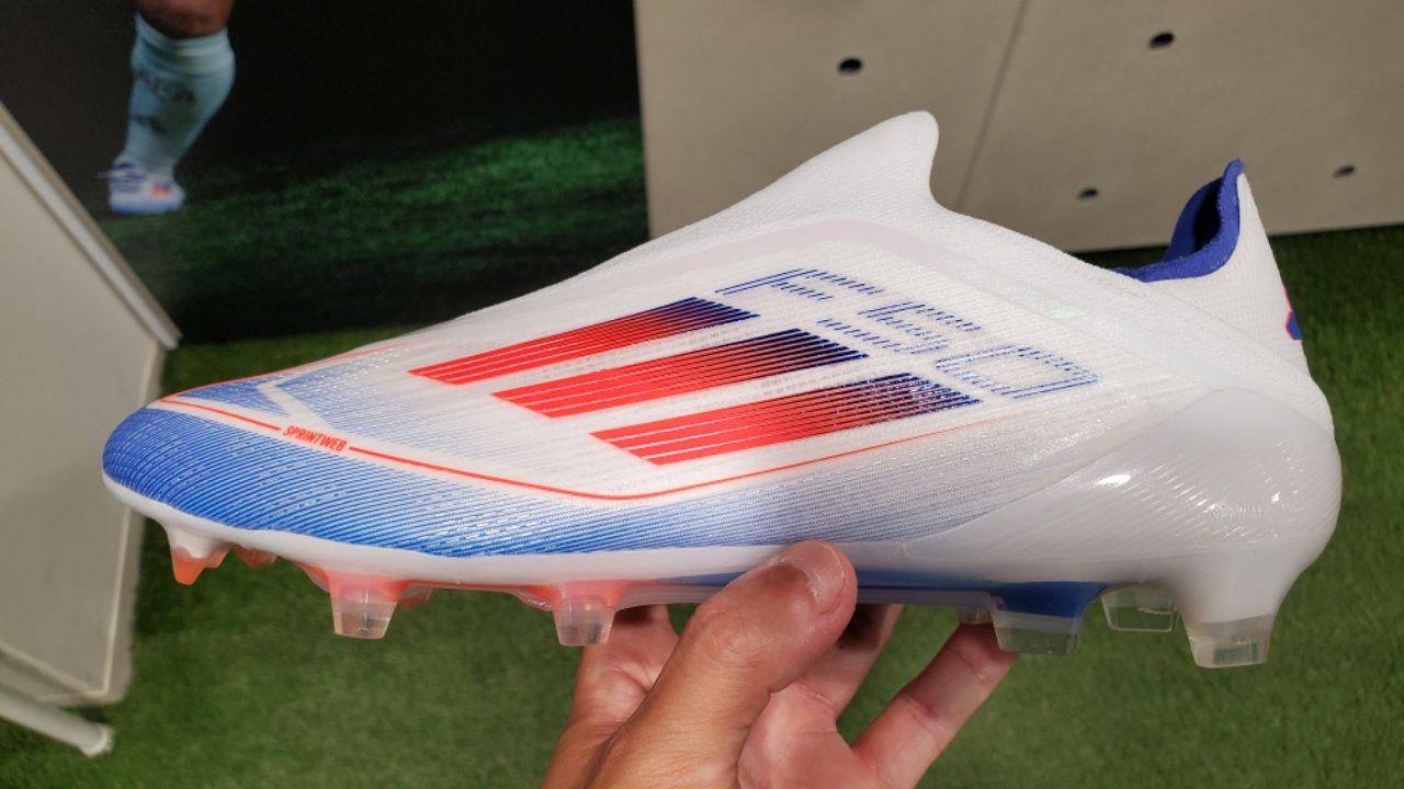 アディダス F50 ELITE レースレス FG 解説 - 0014のblog