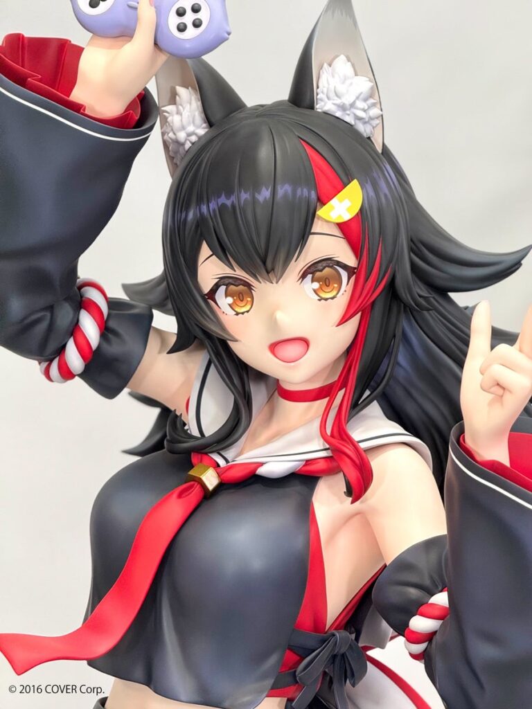 ホロライブ「大神ミオ」がフィギュア化 白上フブキと一緒に“等身大”版