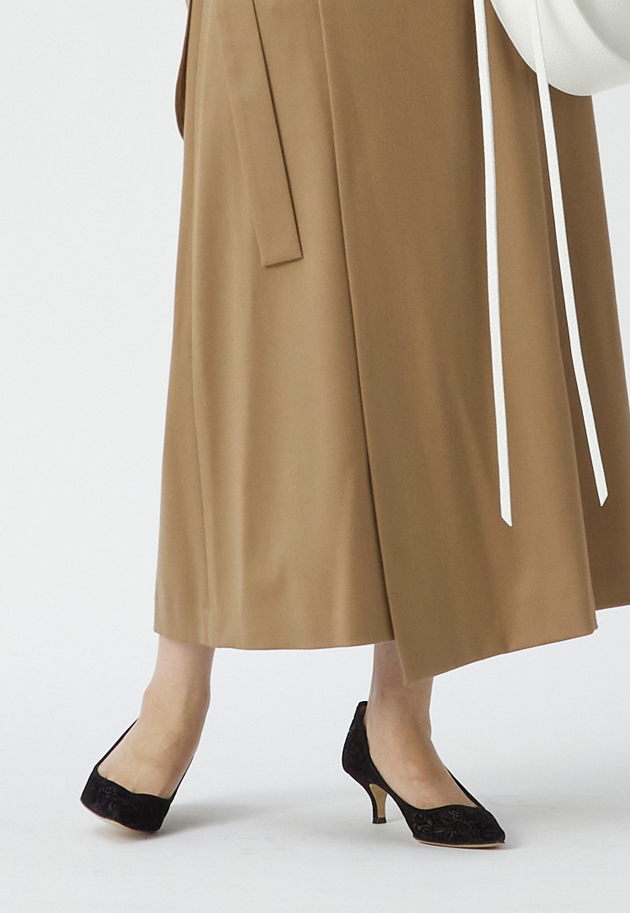 NEBULONI E. (ネブローニ)＞レースパンプス】｜1er Arrondissement