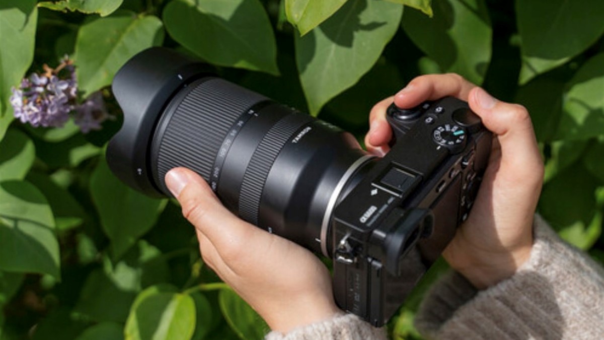 Tamron reveals $699 18-300mm F3.5-6.3 APS-C lens for Sony E mount