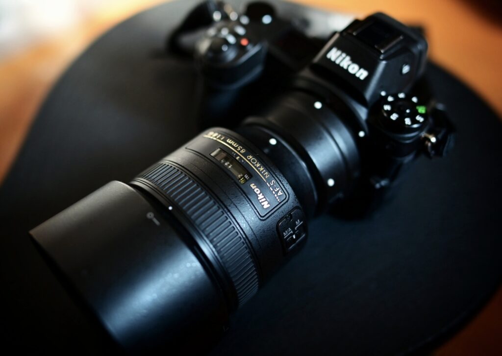 AF-S NIKKOR 85mm F1.8G の比較レビュー、軽くて安くて滅茶苦茶よく