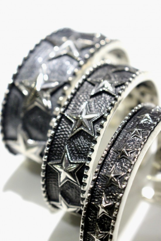 1PIU1UGUALE3 × CODY SANDERSON silver bangle | 1piu1uguale3 Osaka