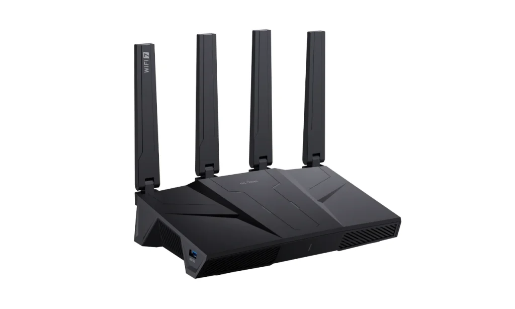 5基の2.5GbE端子を備えるOpenWrtベースのWi-Fi 7ルーター「Flint 3」が