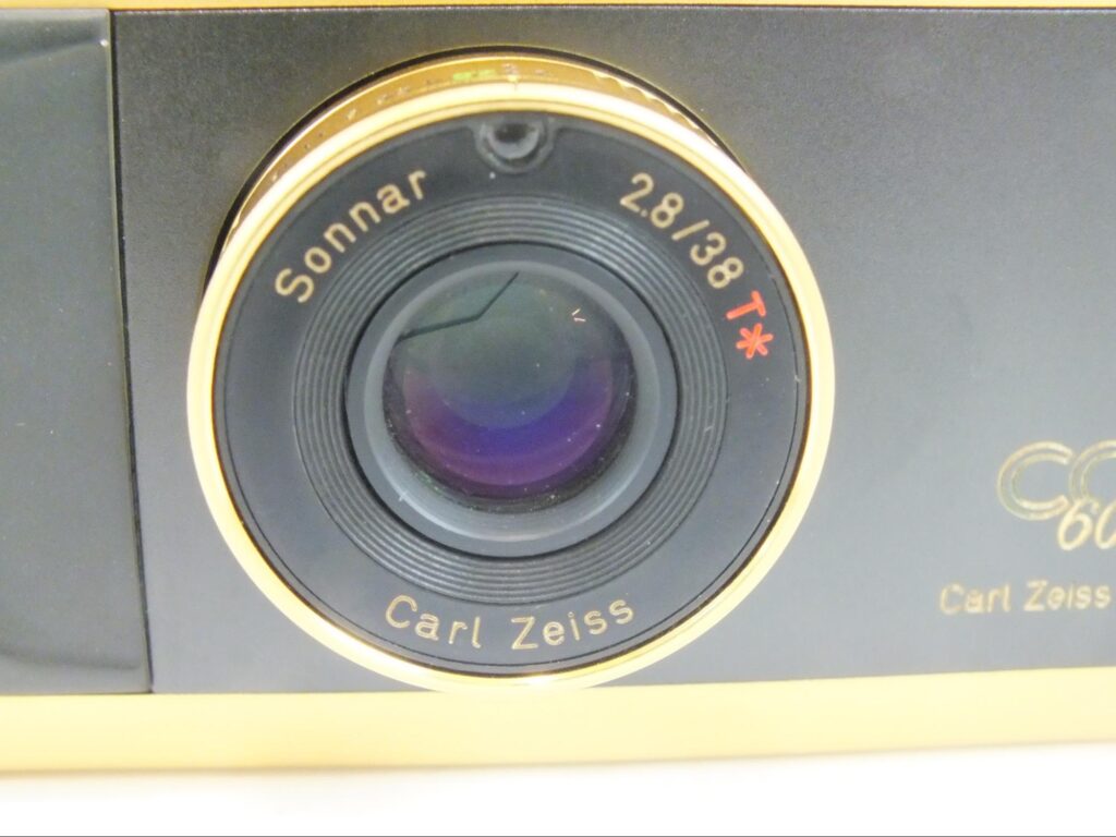 高級コンパクトカメラって何が違うの？CONTAX T2の使用感とは | ニーゴ