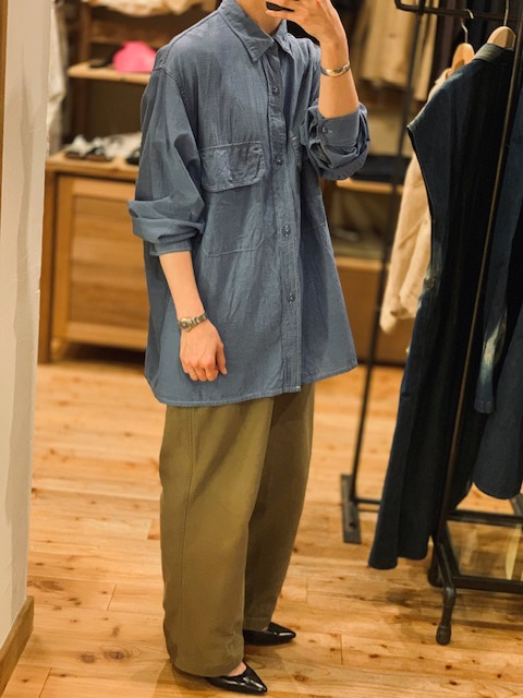 comoli【コモリ】ベタシャン半袖オープンカラーシャツレビュー！生地感