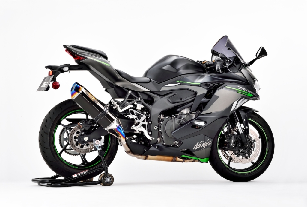 日本ビート工業よりKawasaki ZX-4R NASSERT Evolution TypeⅡスリップ