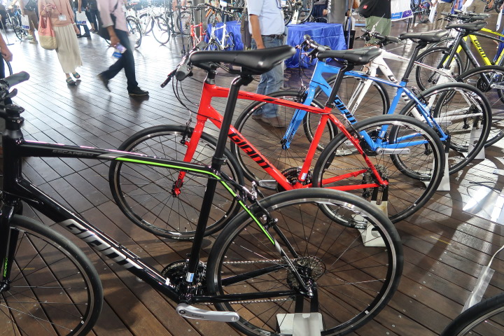 ジャイアント(GIANT) ESCAPE RX3(エスケープ アールエックス3) 2019年