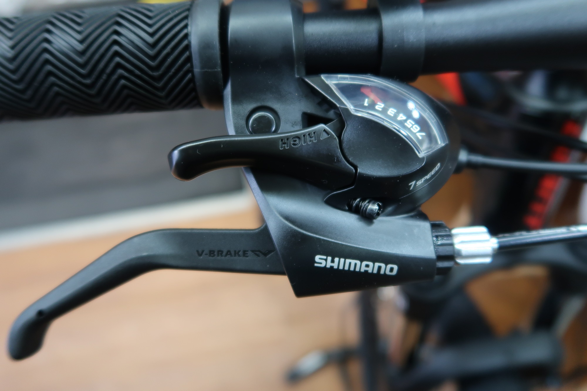 GIANT(ジャイアント) ATX(エーティーエックス) 2024年モデル 当店販売