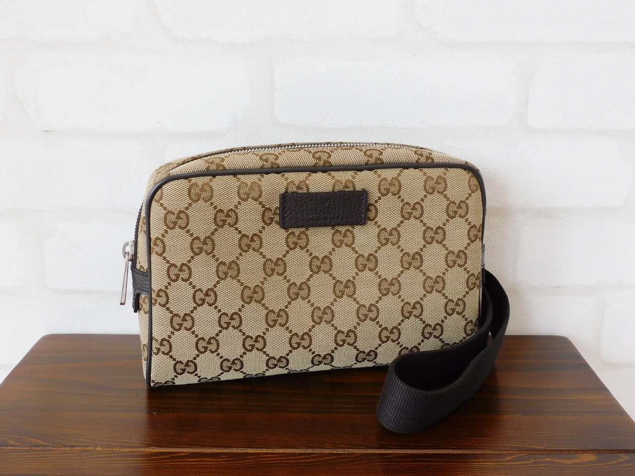 福島・郡山でグッチ GGキャンバス ボディバッグ 449174を売るならTamaki