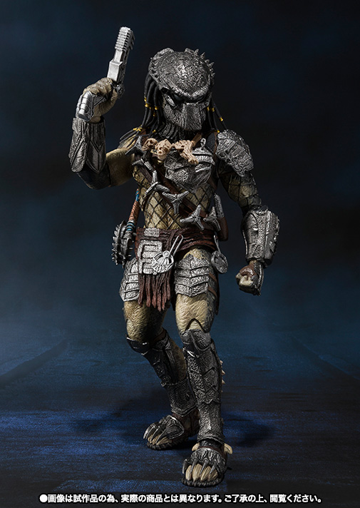 S.H.MonsterArts プレデター ウルフ 重装備Ver.│株式会社BANDAI