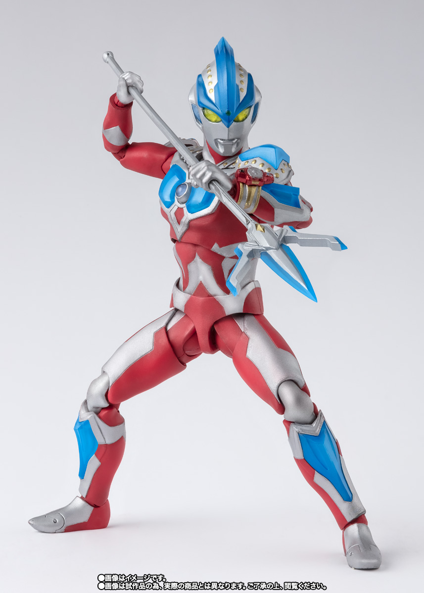 S.H.Figuarts ウルトラマンギンガストリウム | 魂ウェブ