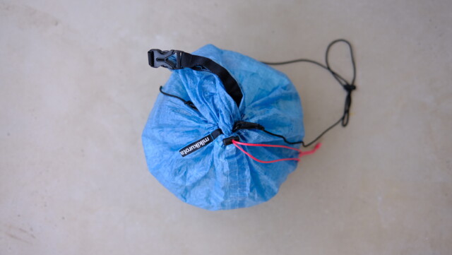 mikikurota （ミキクロタ）さんが作るユーモアと本気のフルーツサック