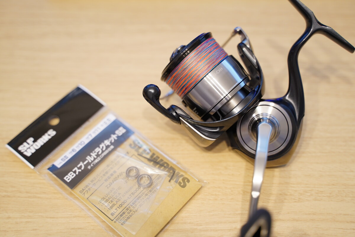 ダイワの「24セルテート」にベアリングを追加・交換する手順。 | たにせん