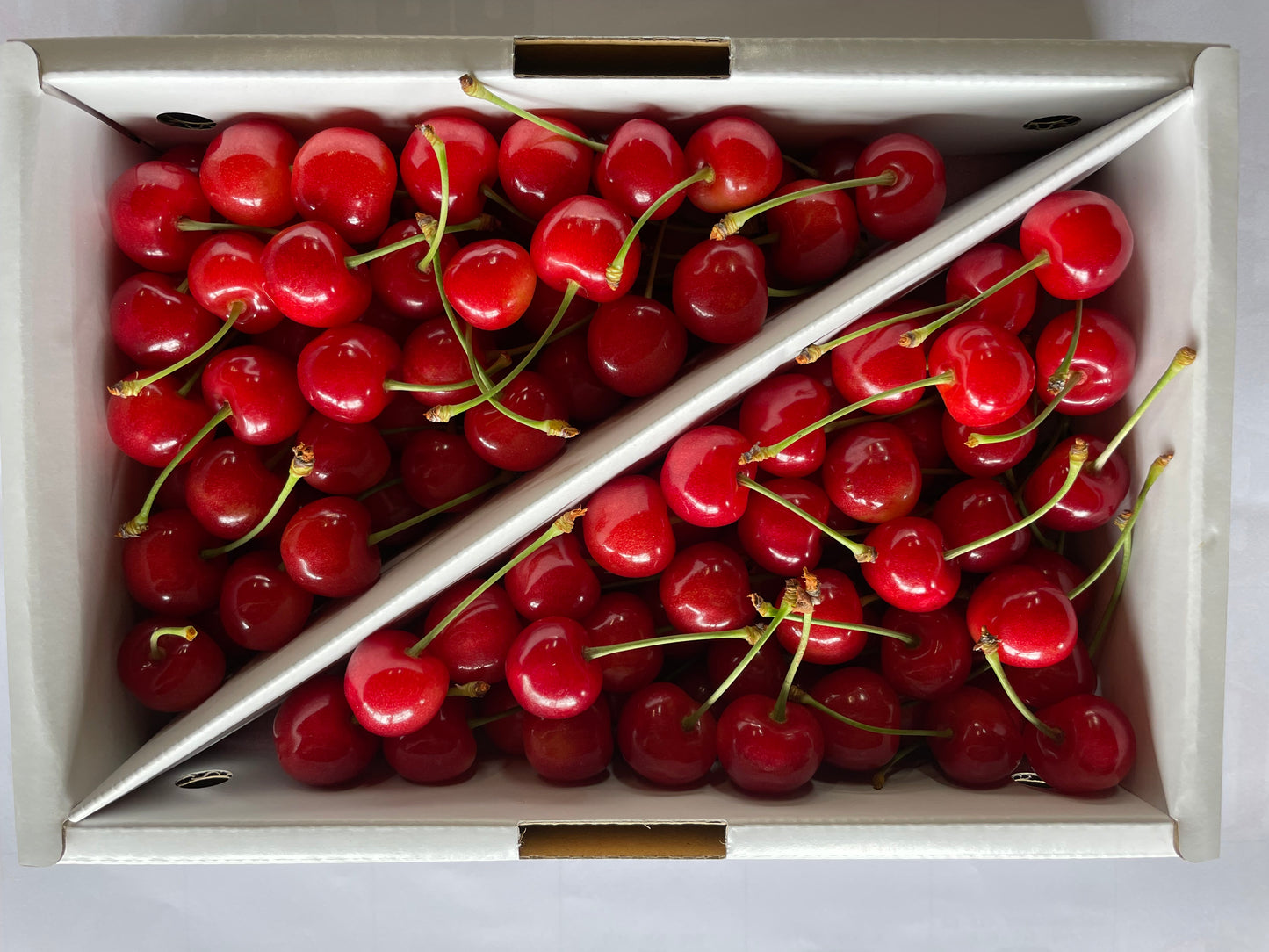 ≪予約受付中≫山形産極上さくらんぼ【紅秀峰】特秀ランク2Lサイズ