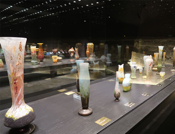 ドーム兄弟 コレクション ナンシー美術館の地下にある壮大なガラス作品