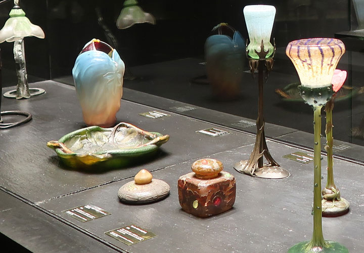 ドーム兄弟 コレクション ナンシー美術館の地下にある壮大なガラス作品