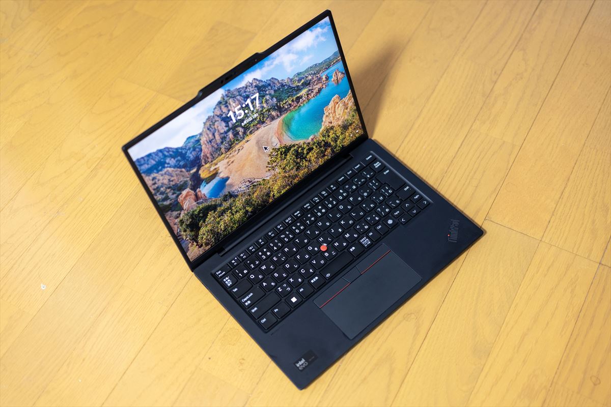 ThinkPad X1 Carbon Gen 12 実機レビュー | ビジネスマンのための