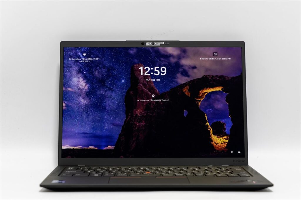 ThinkPad X1 Carbon Gen 11 OLED 実機レビュー | ビジネスマンのための