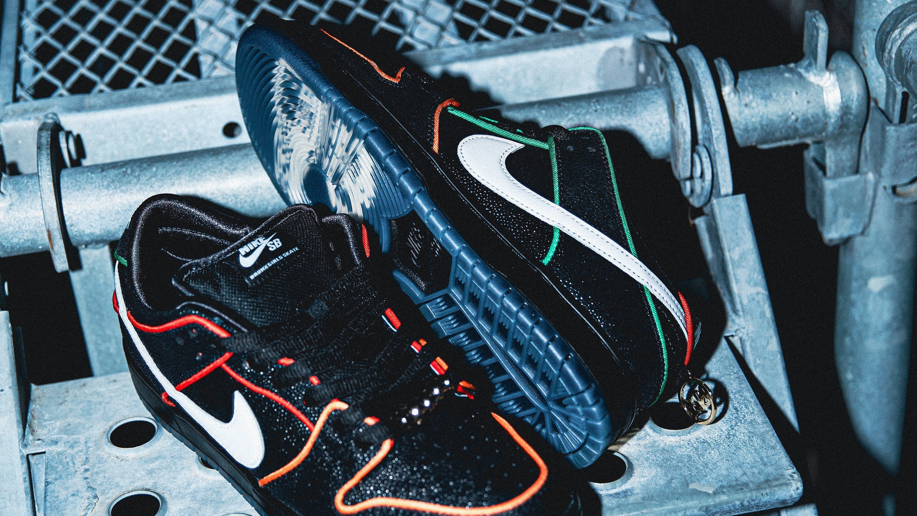 Bronx Girls Skate × Nike SB Dunk Low QS | スノーボード・スケート