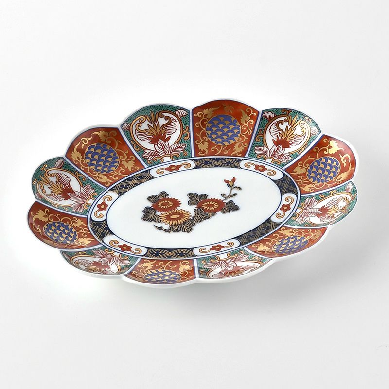 古伊万里シリーズ 【波佐見焼】金彩間取菊紋 24.5cm 楕円皿〈1枚〉 |皿