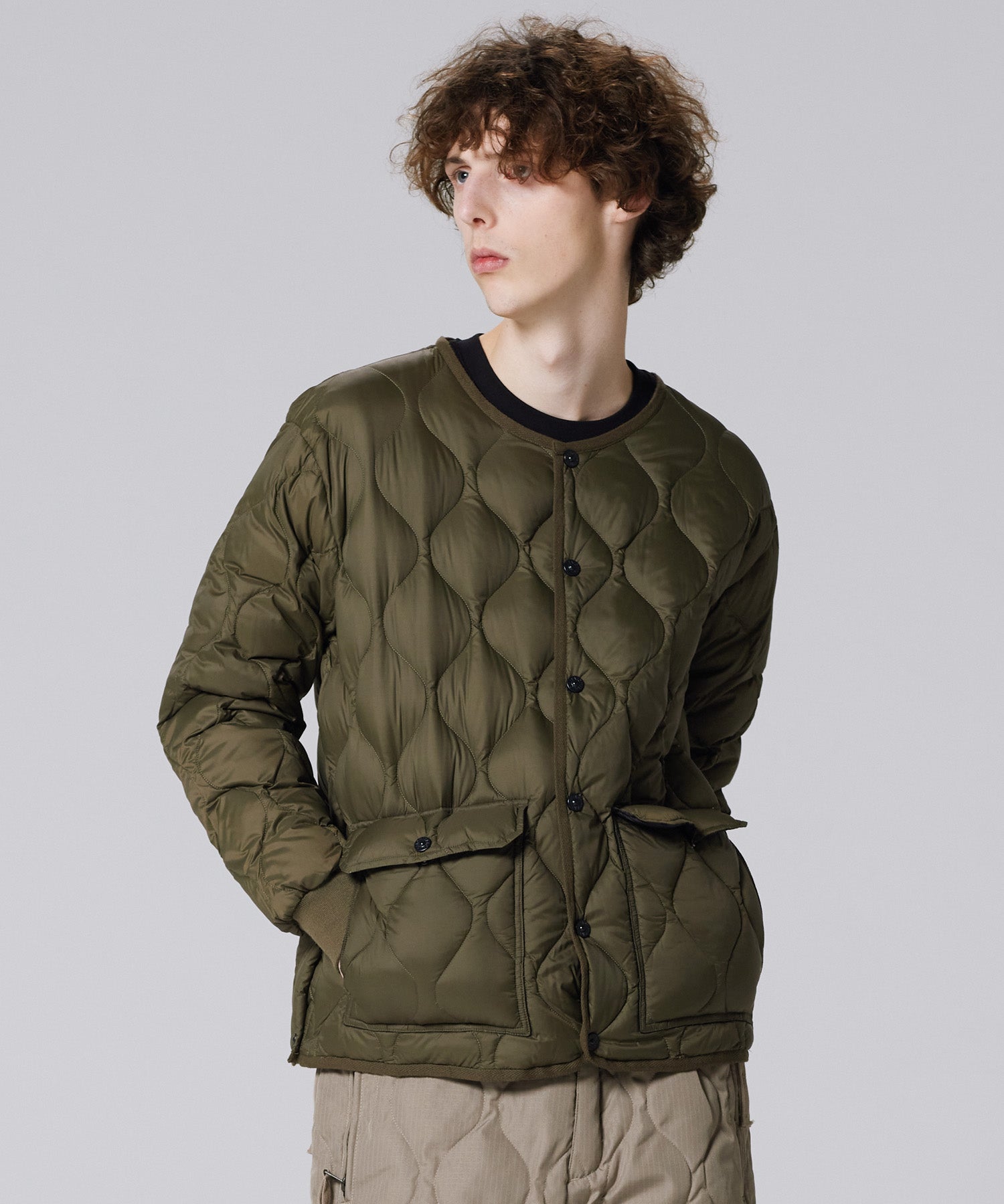 ミリタリー オーバーサイズクルーネック ダウンジャケット-ソフト