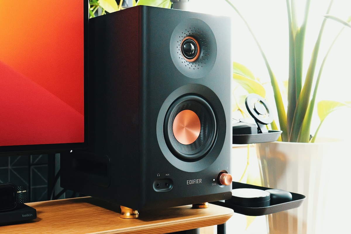 Edifier MR5を実機レビュー！ 3万円台最有力候補！3ドライバーでより