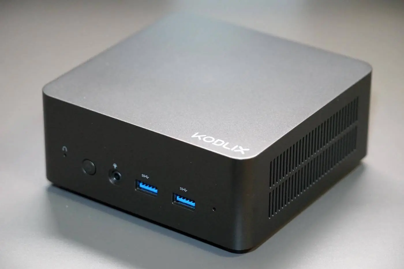 レビュー】Intel Core i9-12900HK搭載で6万円台から購入可能な高コスパ