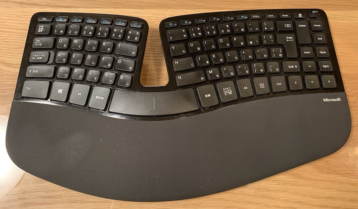 レビュー】マイクロソフトのエルゴノミクスキーボード「Sculpt」を半年