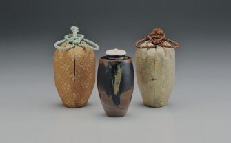 茶盌｜作品 ｜ 高取焼鬼丸雪山窯元