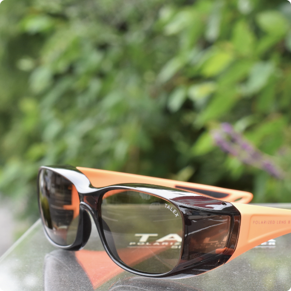 アクティブカラーが似合う！夏のおすすめサングラス | 偏光レンズ