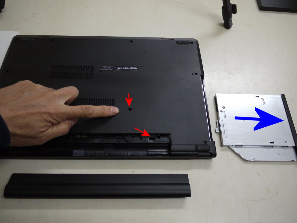 ノートPC（DELL Inspiron15-3567）のHDDをSSDに換装しました（備忘録