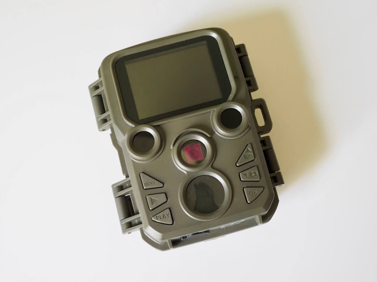 アウトドア防犯トレイルカメラ、ハンファDVR-Z4の詳細レビュー