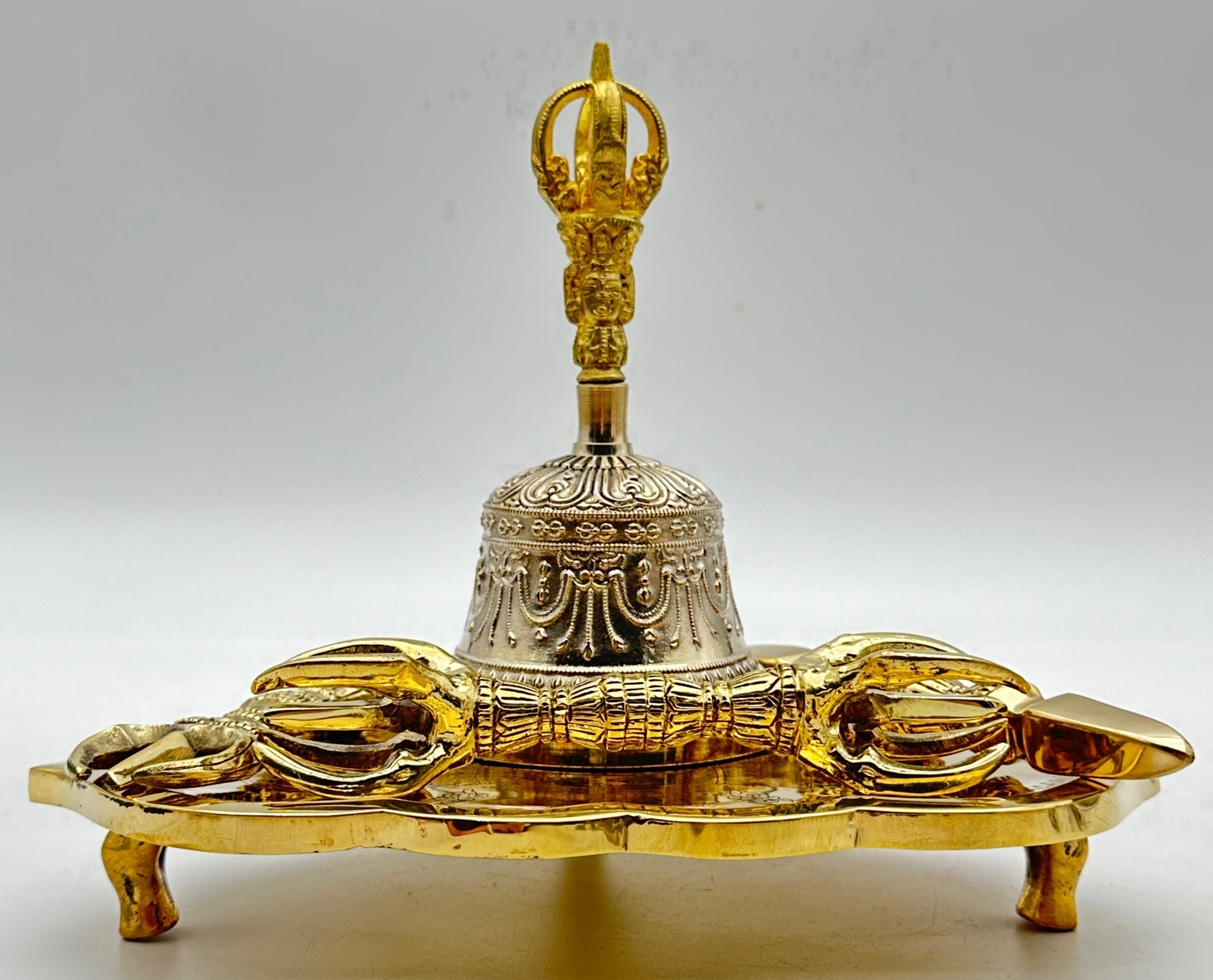 ◇チベット密教法具セット◇金剛盤&独鈷杵&三鈷杵&五鈷杵&金剛鈴