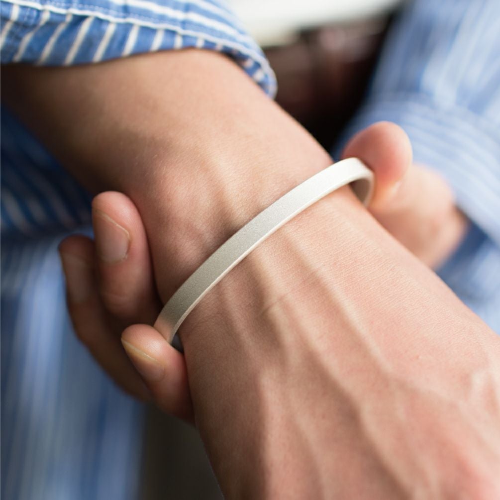 バングル メンズ Press950 シルバー 名入れ可 Tps-167 | TAVARAT公式