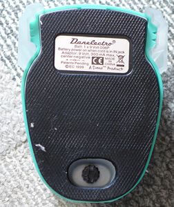 ファズの名機がこの価格で！DANELECTRO French Toast DJ-13レビュー