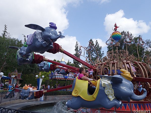 空飛ぶダンボ | ディズニーランド（アナハイム）のクチコミ