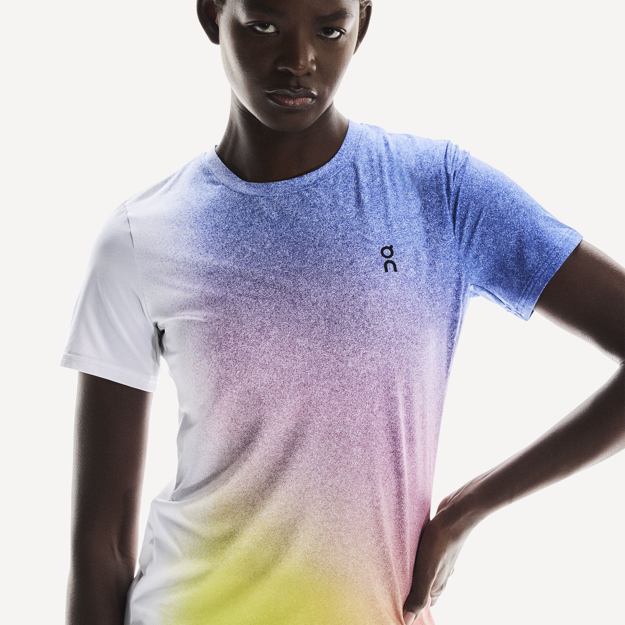 On Court-T Fade Sサイズ テニスウェア