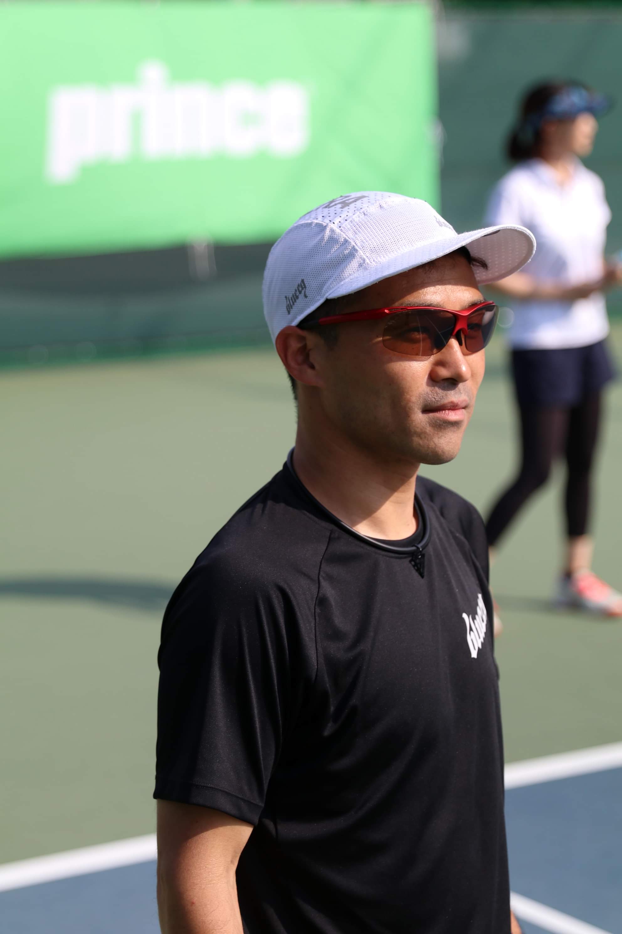 Prince】最新サングラスは新感覚のゴーグル仕様！NXT調光機能付き