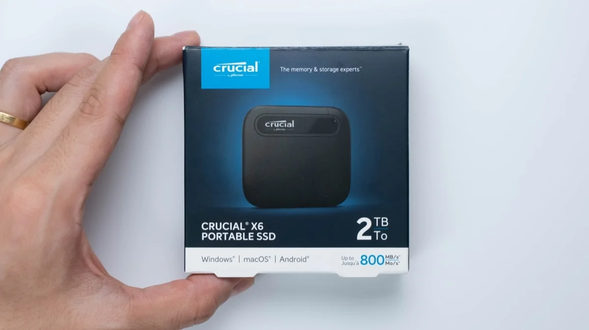 Crucial X6 ポータブルSSDレビュー！SanDiskより安くて速い外付けSSD