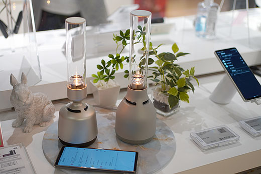 レビュー】新型グラスサウンドスピーカー『LSPX-S3』ショールーム実機