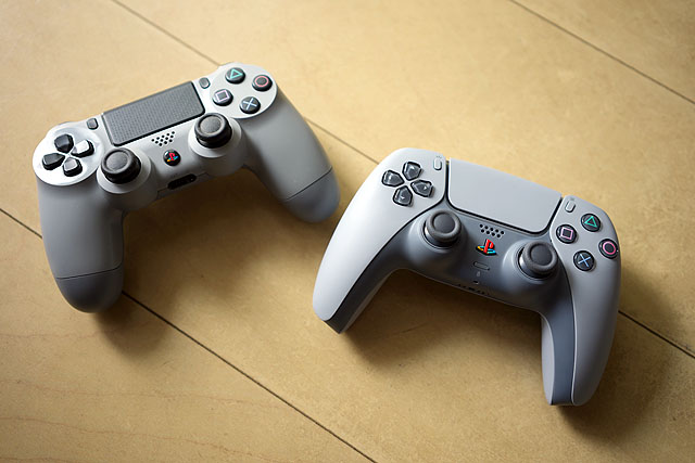 DualSense ワイヤレスコントローラー 30周年アニバーサリー リミテッド