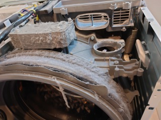 パナソニック、ドラム式洗濯機洗濯機(NA-VG720)、東京都八王子市で分解