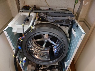 パナソニック、ドラム式洗濯機(NA-VG710)、東京都八王子市で分解清掃