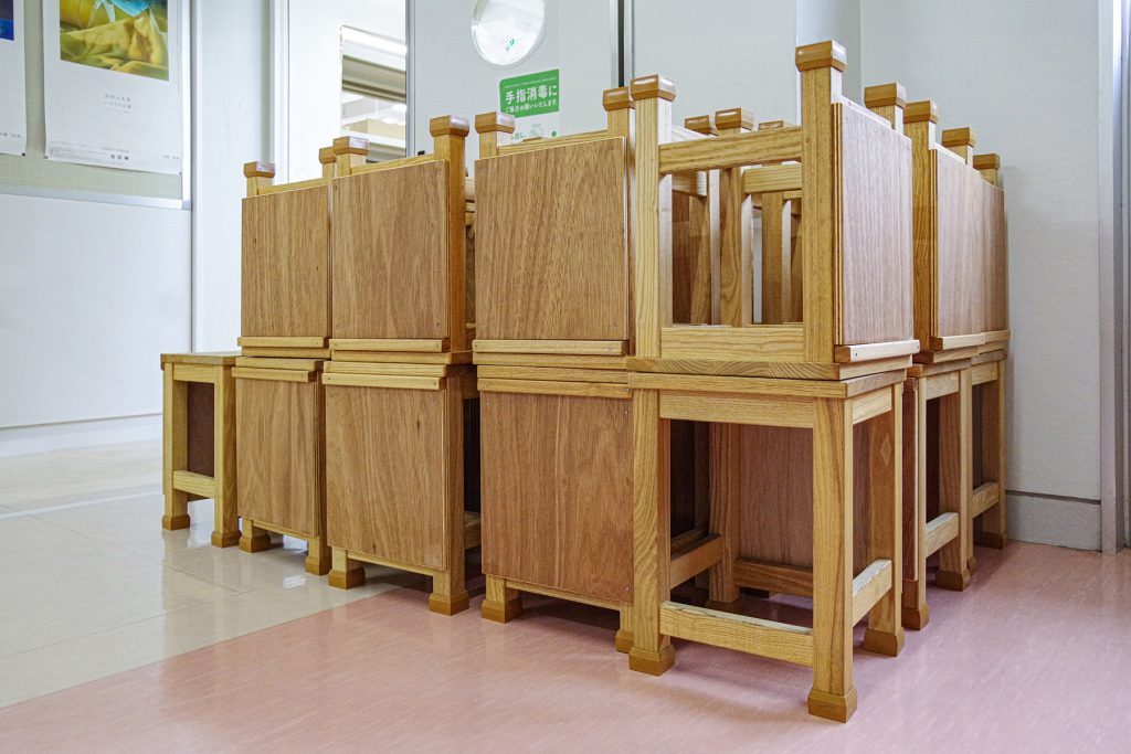 角椅子”の秘密と改造ワークショップ – 帝国器材株式会社